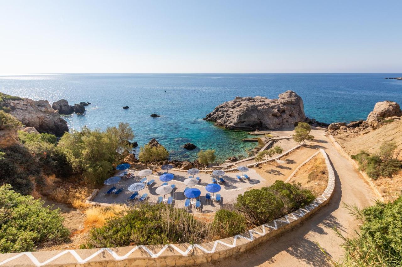 Castelia Bay Hotel Amoopi Exterior photo