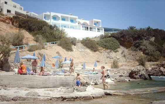 Castelia Bay Hotel Amoopi Exterior photo